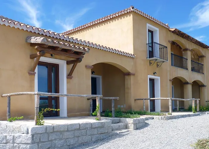 酒店 Funtana Ena 3*